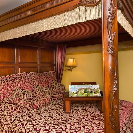 Talwood Manor B&B Port Colborne Eksteriør bilde