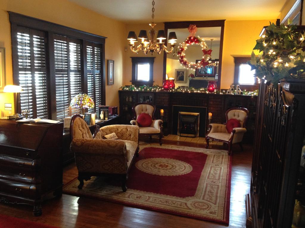 Talwood Manor B&B Port Colborne Eksteriør bilde