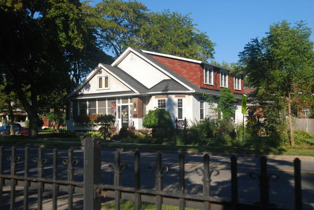 Talwood Manor B&B Port Colborne Eksteriør bilde